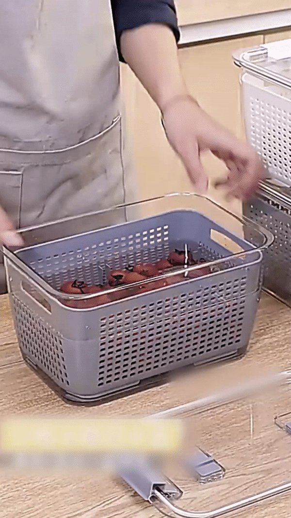 Jashiya Rs.948/-Removable Drain Basket-Fridge Storage Box Refrigerator Fresh Vegetable, Fruit, Meat Container Removable Drain Basket Storage Containers with Lid Kitchen