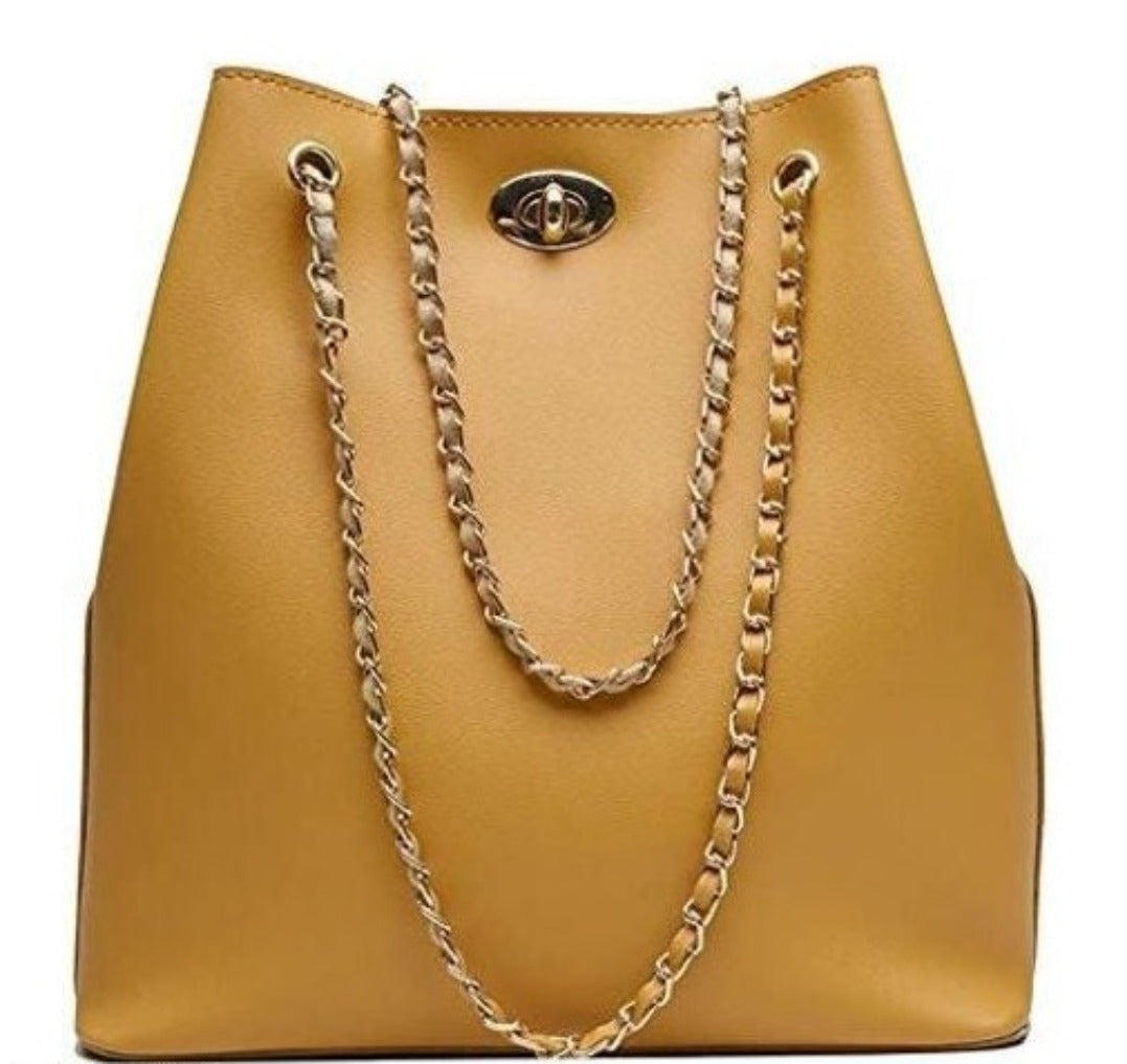 Jashiya.Com ₹369/-Graceful Alluring Women Handbags